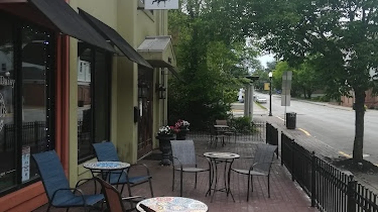 Consignment store in Shelbyville, Kentucky: The Show Shop