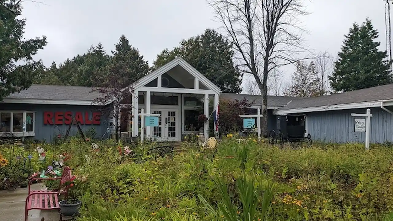 Consignment store in Ephraim, Wisconsin: The Simple Solution