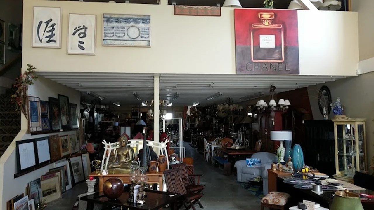 Consignment store in Bellevue, Idaho: The Trader