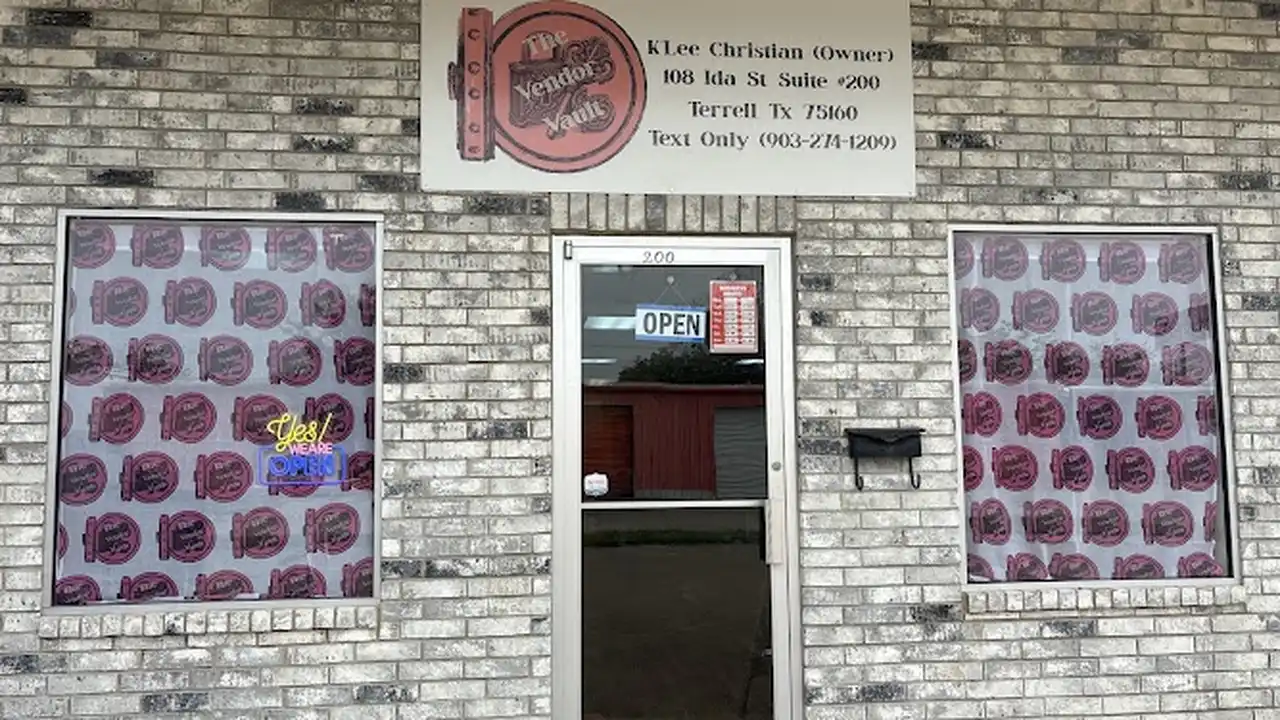 Consignment store in Terrell, Texas: theVendorVault