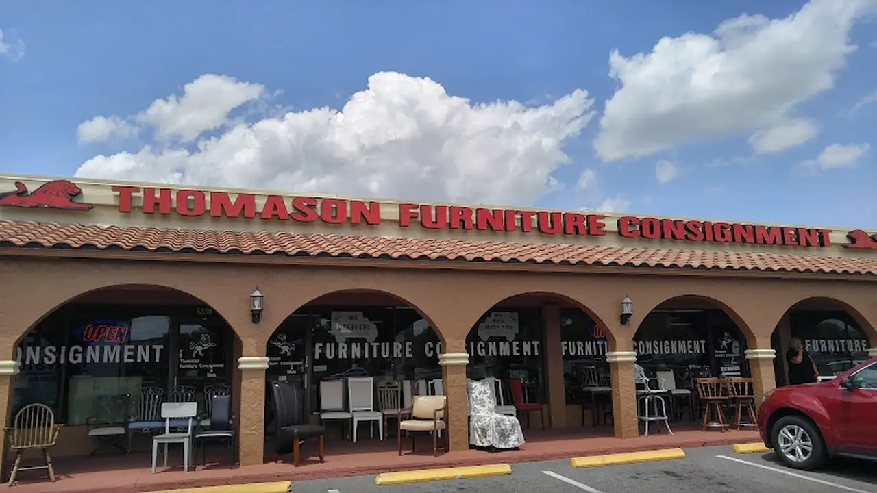 Consignment store in Lakeland, Florida: Thomason Furniture Consignment