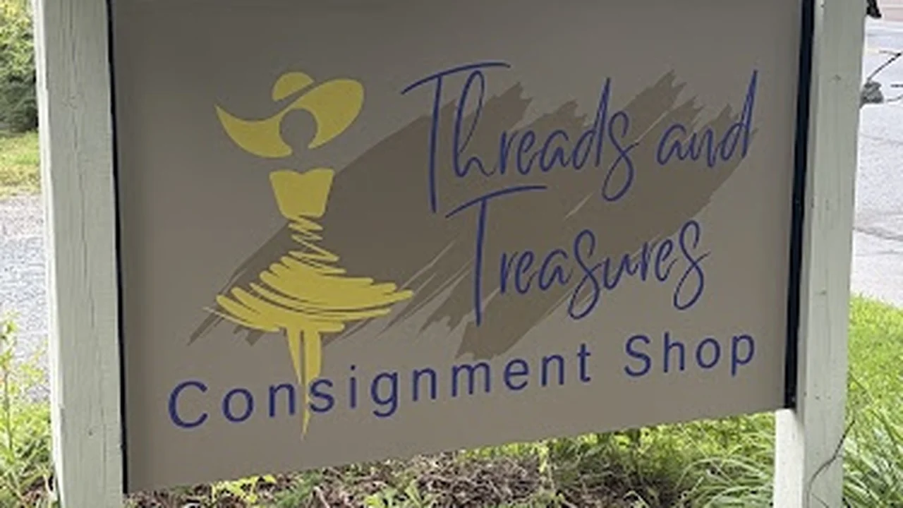 Consignment store in Essex Junction, Vermont: Threads and Treasures