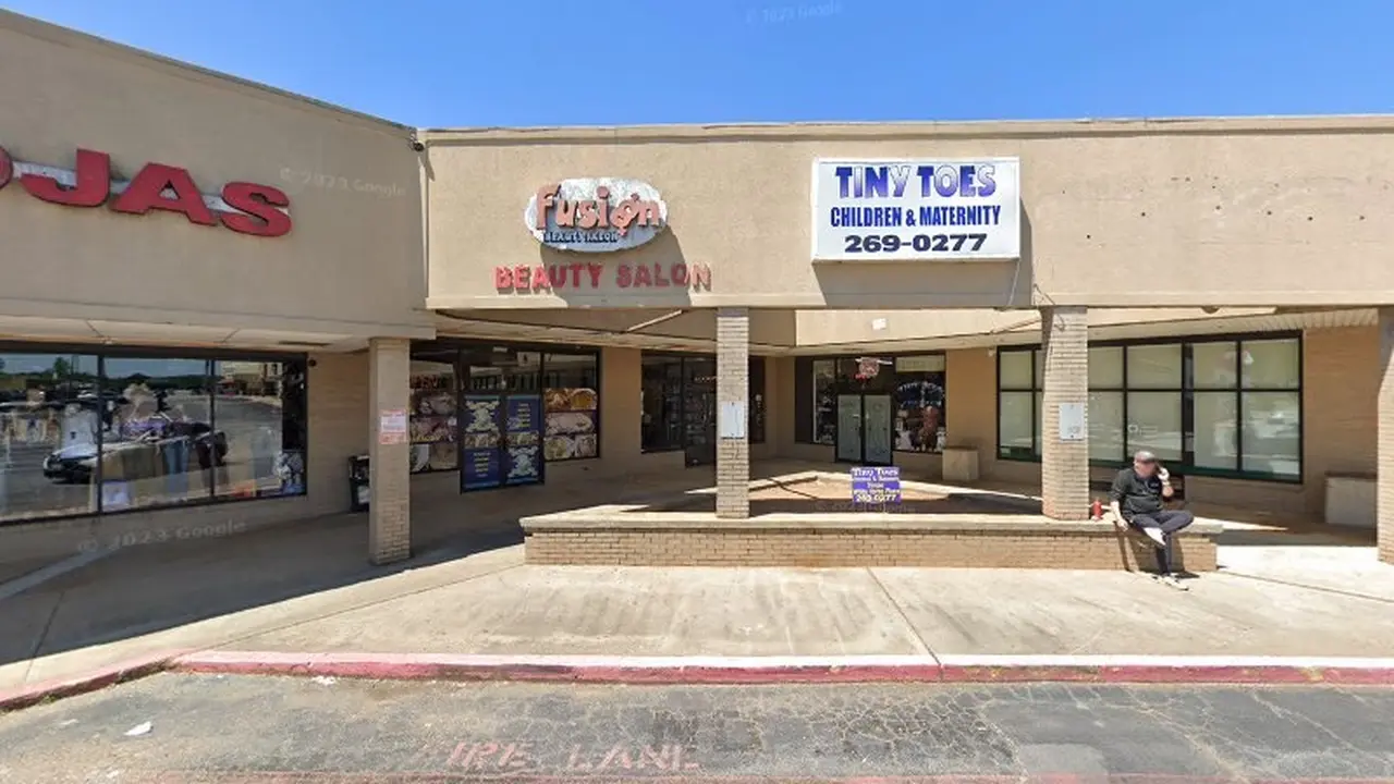 Consignment store in Greenville, South Carolina: Tiny Toes