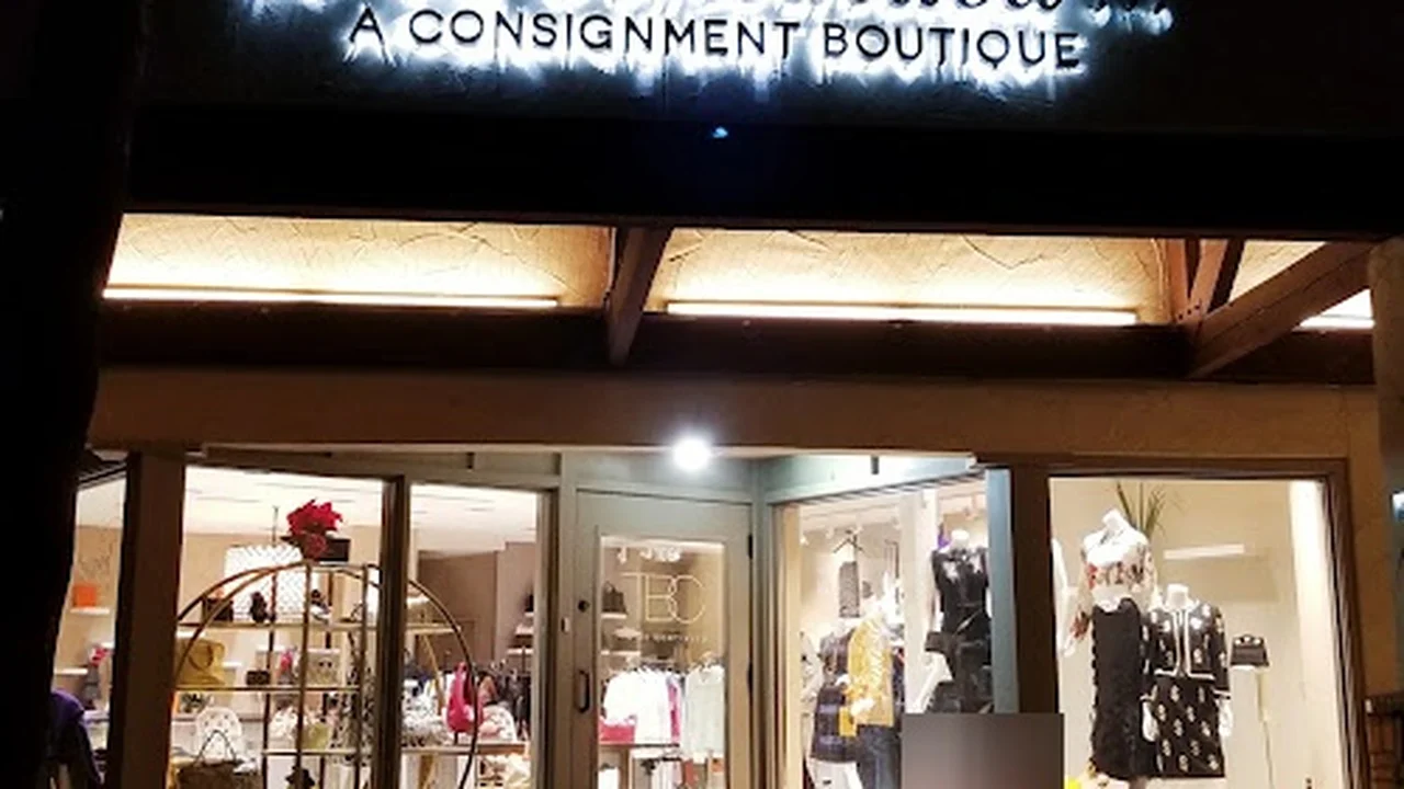 Consignment store in Scottsdale, Arizona: To Be Continued... A Consignment Boutique