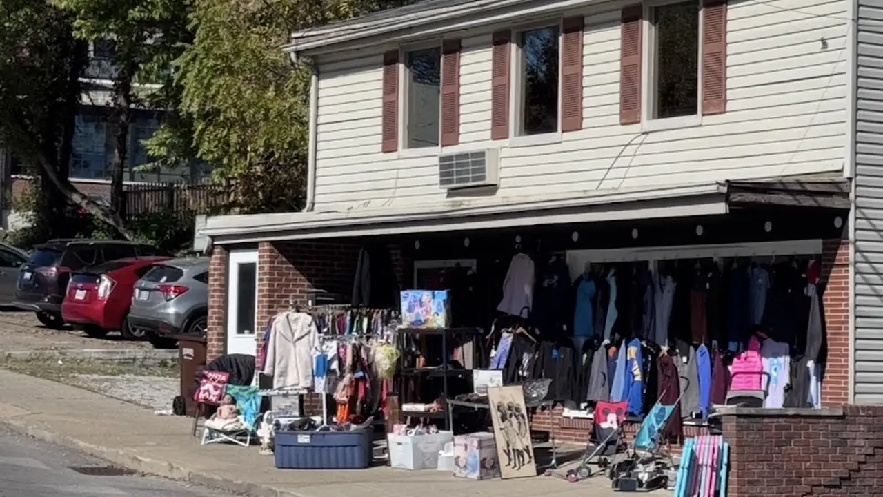 Consignment store in Bellevue, Kentucky: Toys & Beyond Consignment