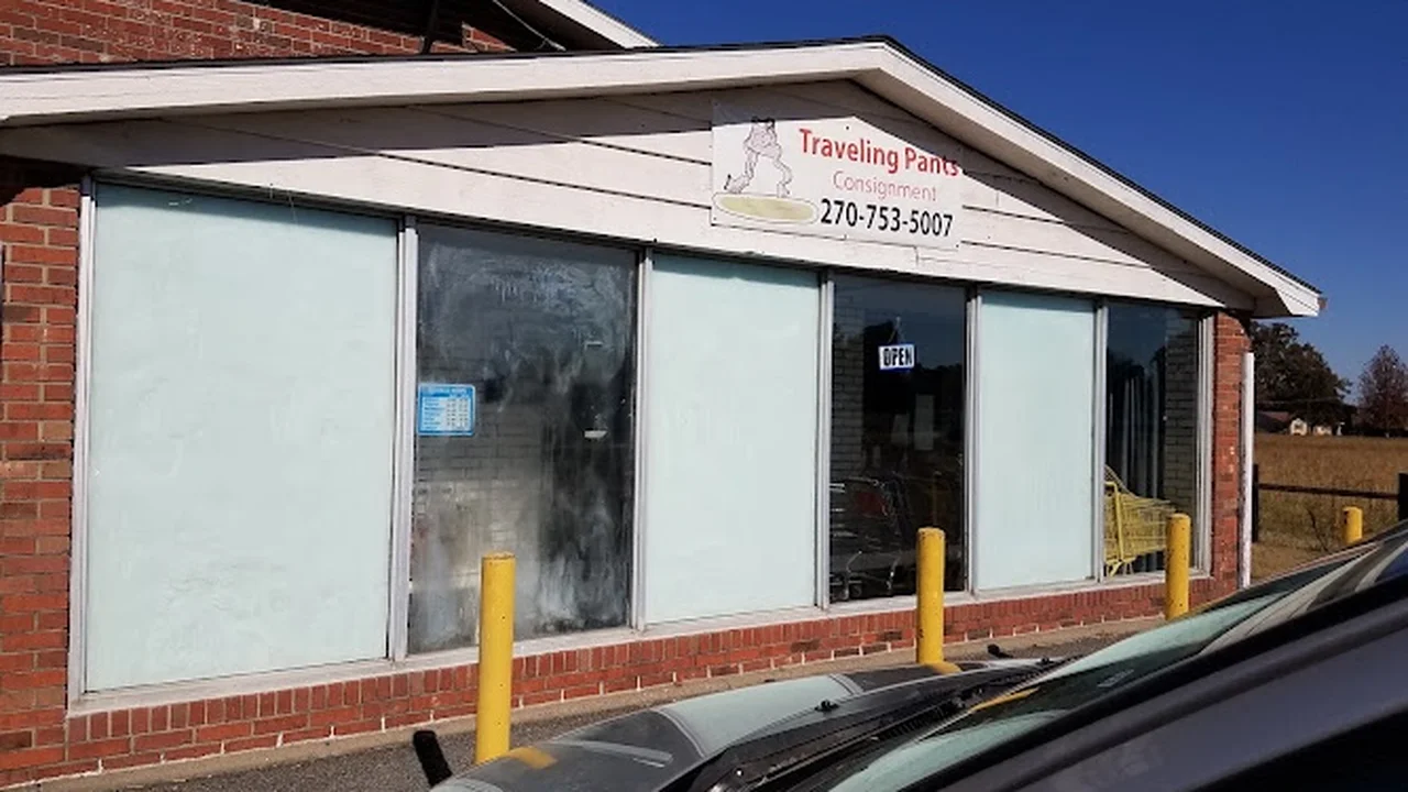 Consignment store in Murray, Kentucky: Traveling Pants