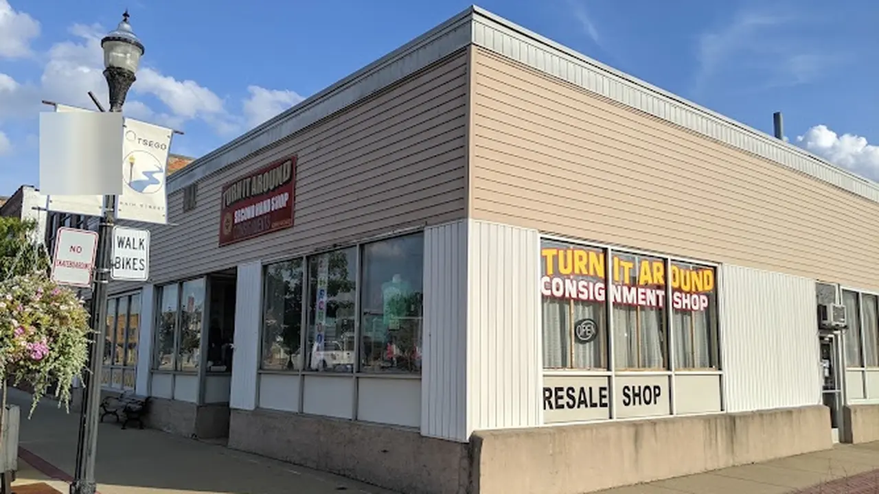 Consignment store in Otsego, Michigan: Turn It Around