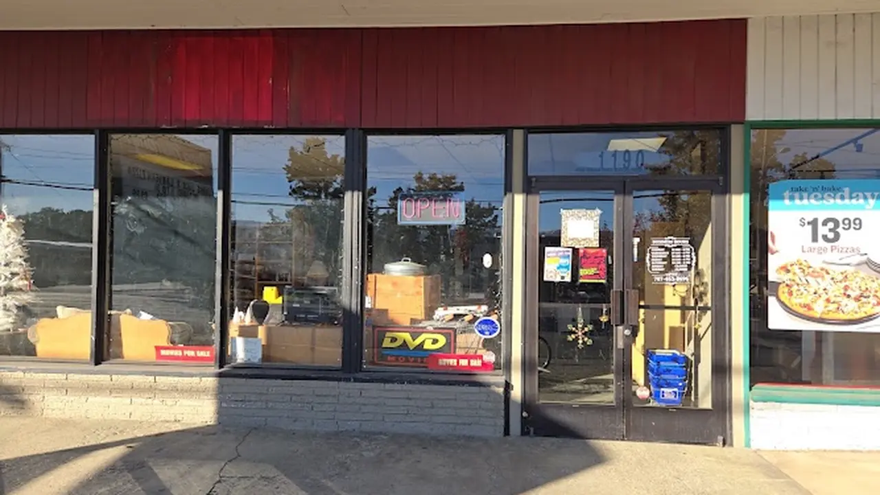Consignment store in Ukiah, California: Ukiah Estate Thrift Shop