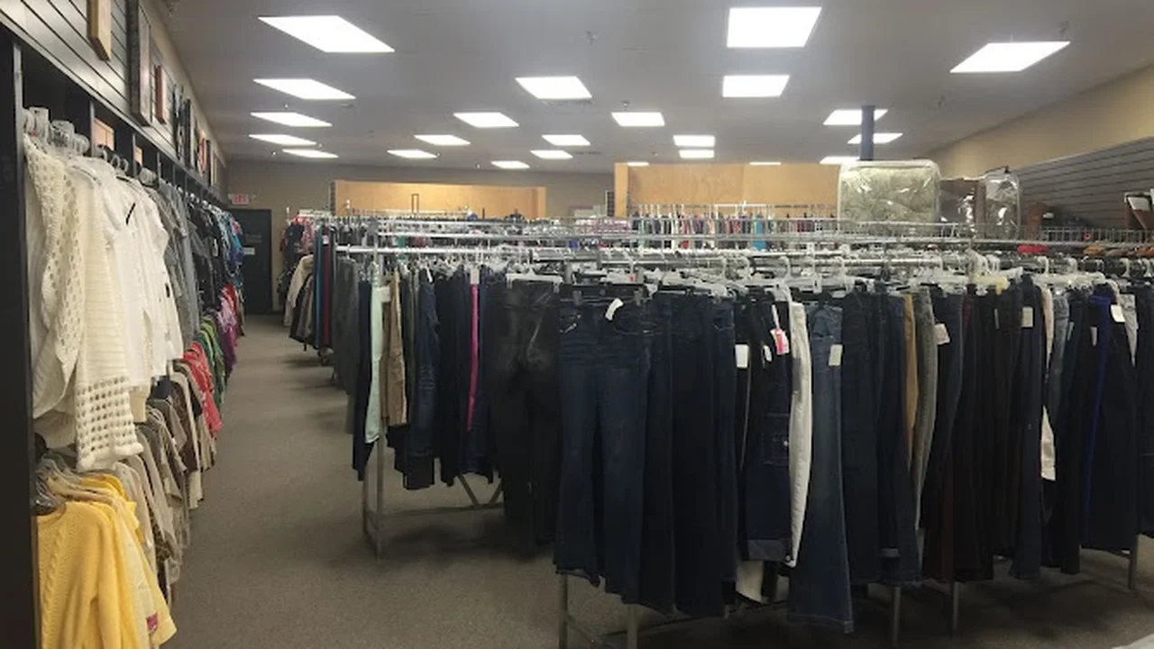 Consignment store in Alden, New York: Under One Roof / New 2 You