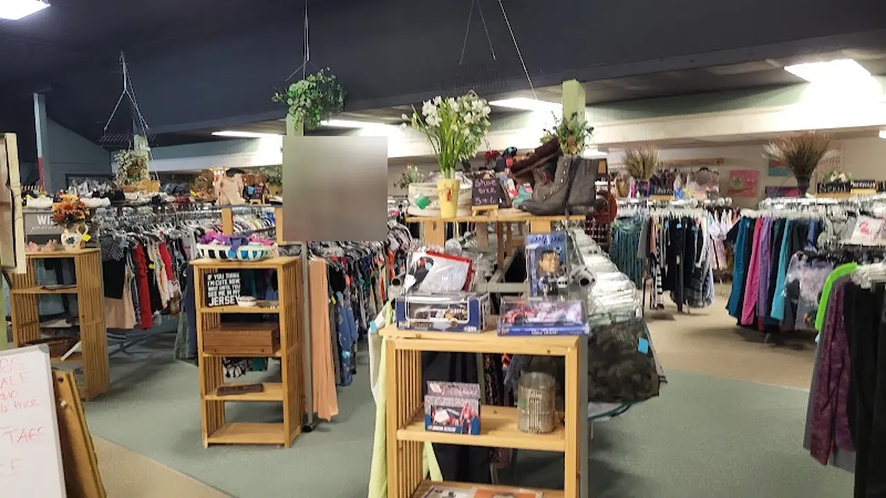 Consignment store in Pratt, Kansas: Unique Boutique