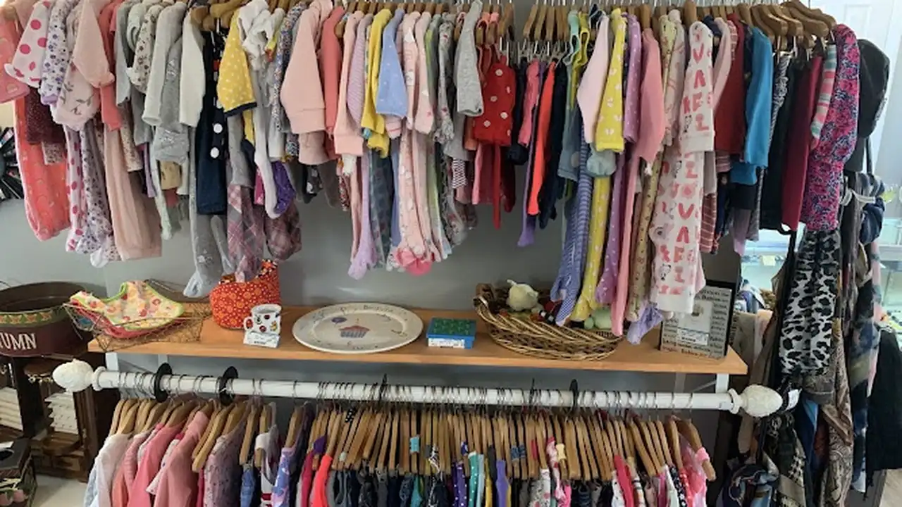 Consignment store in Clinton, Connecticut: Unlocked Treasures Consignment