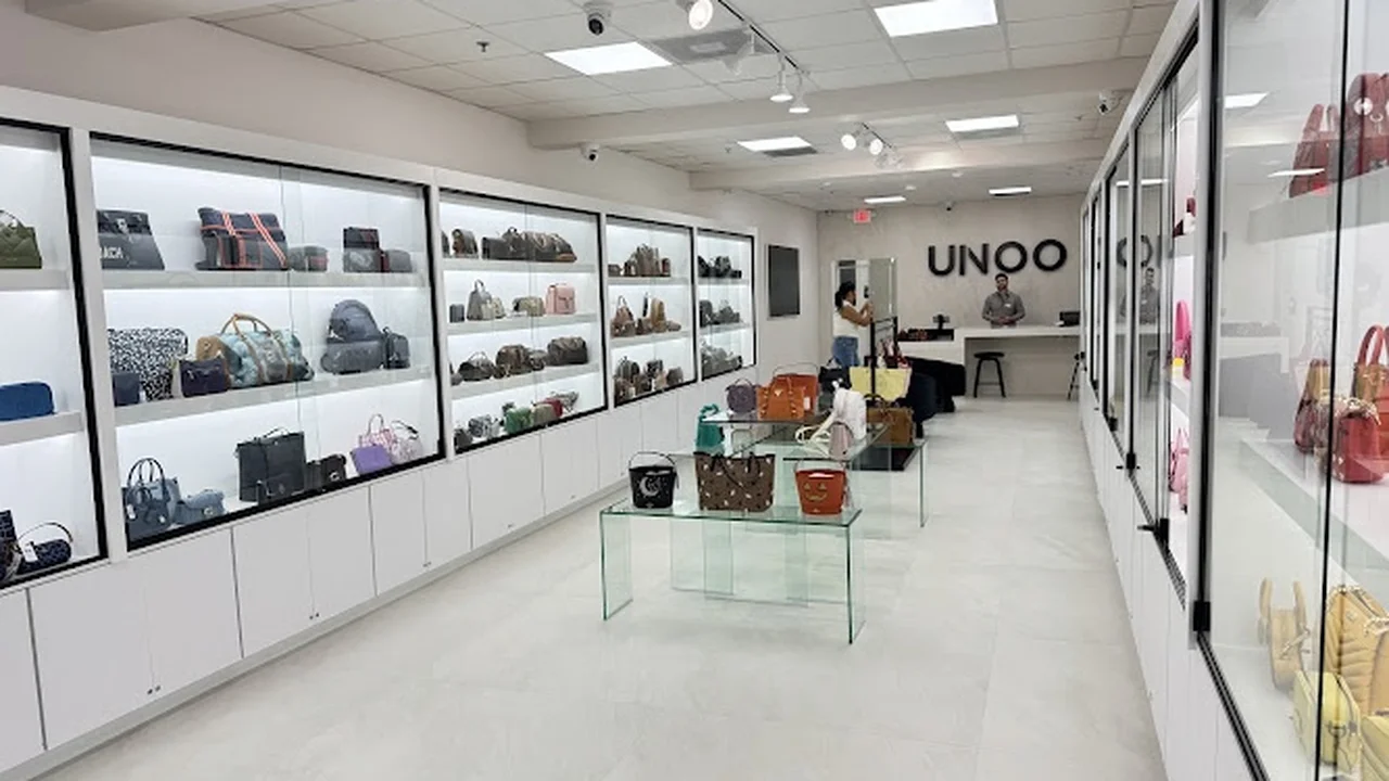 Consignment store in Katy, Texas: UNOO