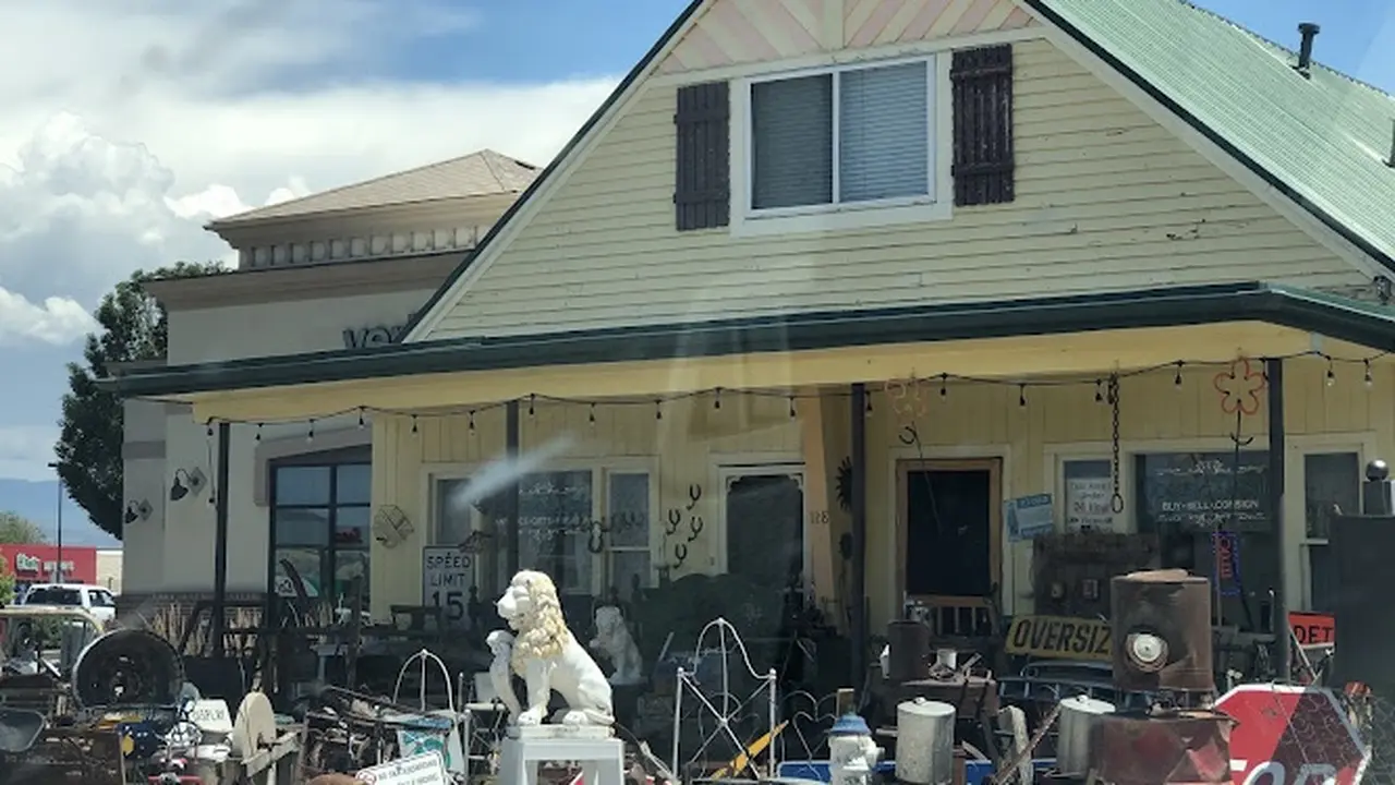 Consignment store in Delta, Colorado: Upscale Resale
