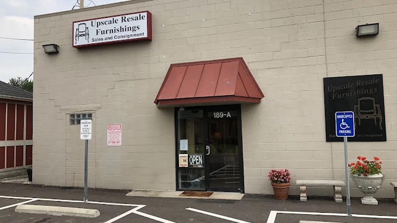 Consignment store in Columbus, Ohio: Upscale Resale Furnishings