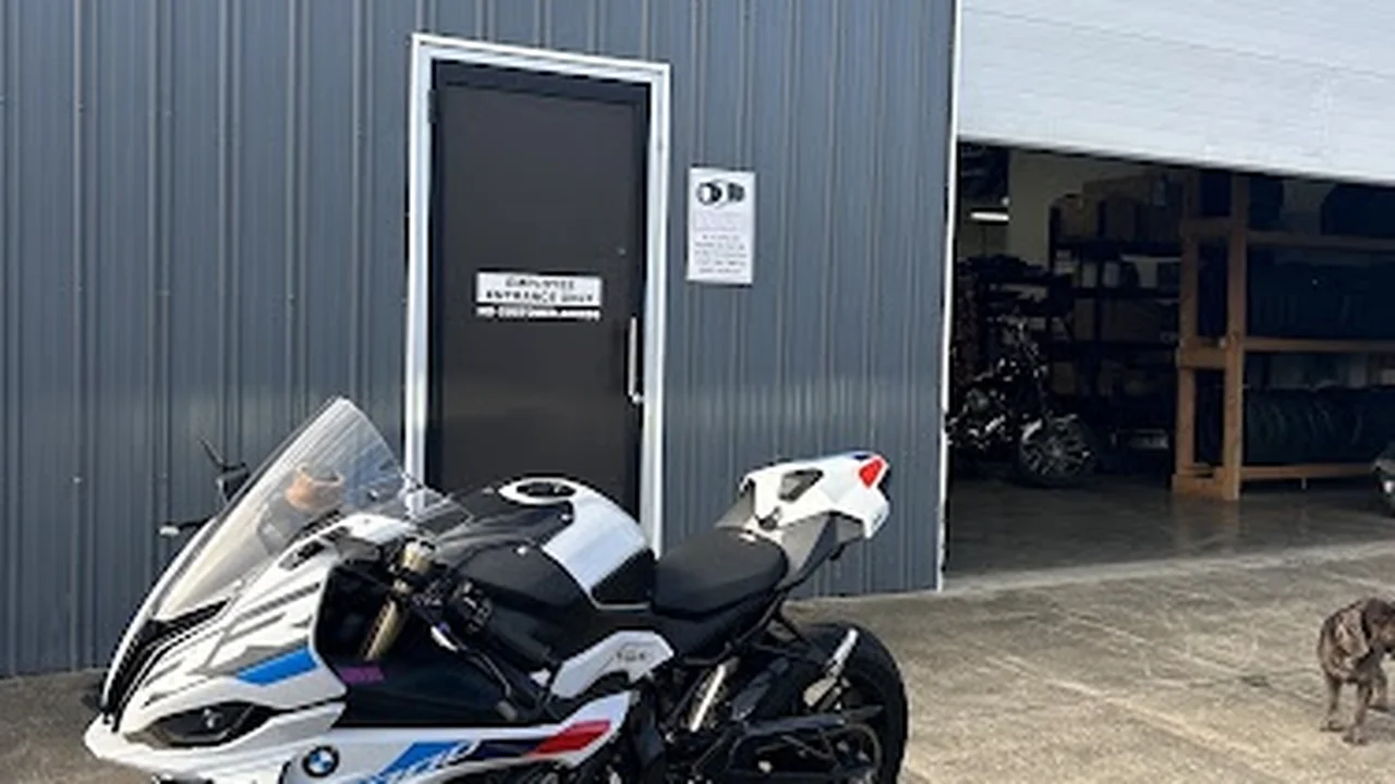 Consignment store in Kent, Ohio: Velocity Cycle Storage and Consignment