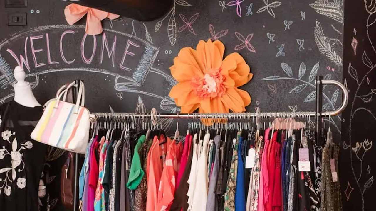 Consignment store in Clearwater, Florida: Velvet Hanger Designer Resale