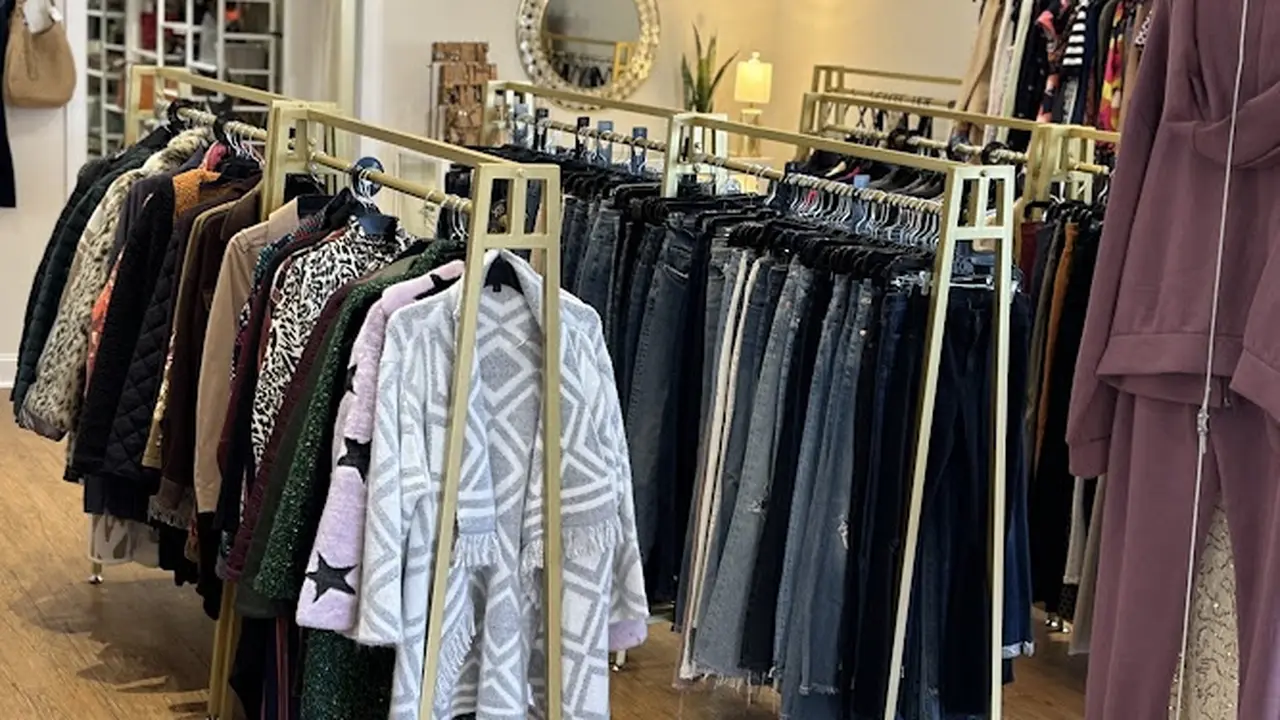 Consignment store in Malvern, Pennsylvania: Vida Beale Consignment