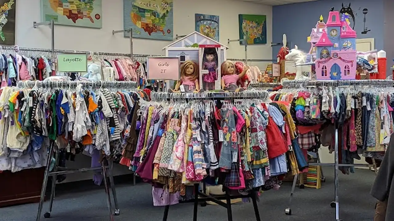 Consignment store in Leesburg, Virginia: Wear It Again Kid