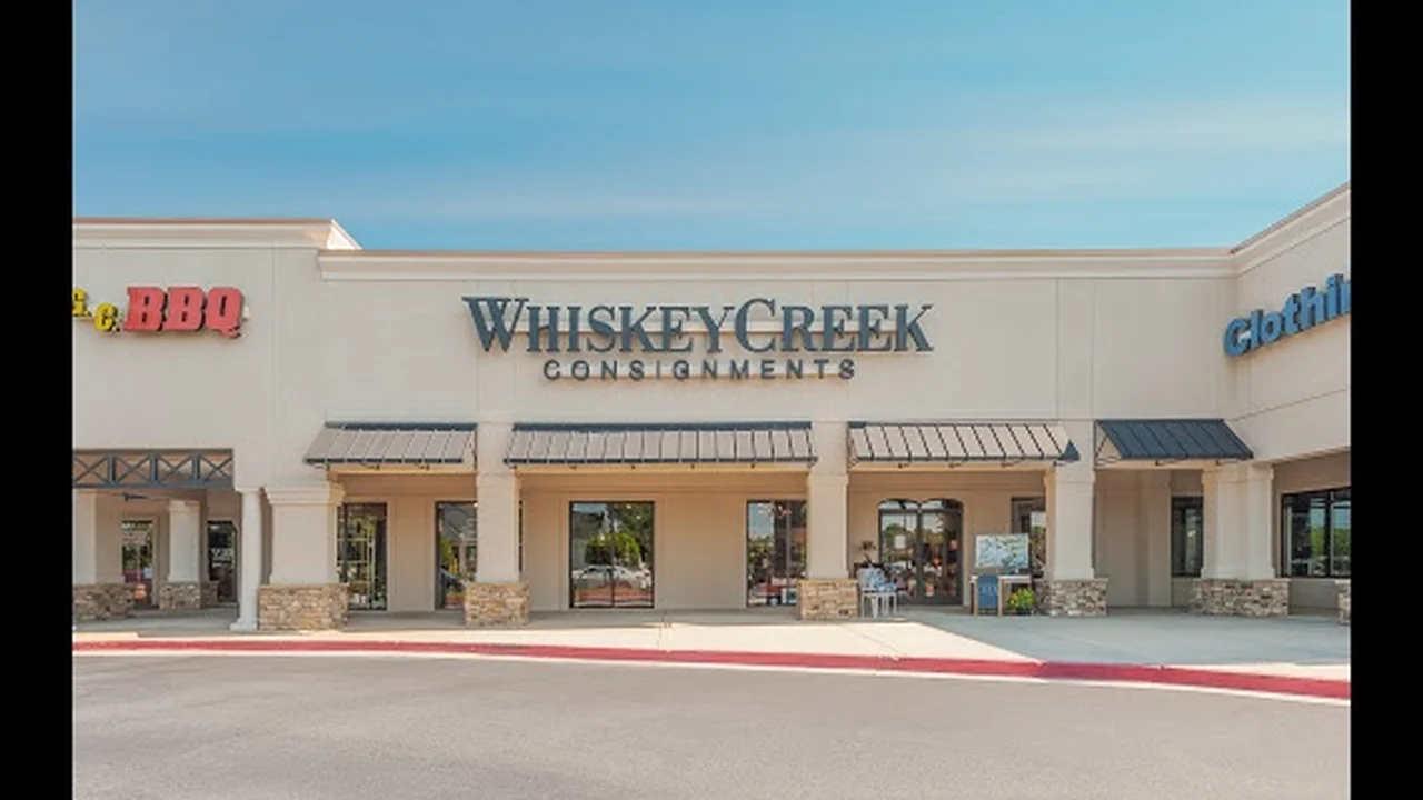 Consignment store in Roswell, Georgia: Whiskey Creek Furniture Consignments