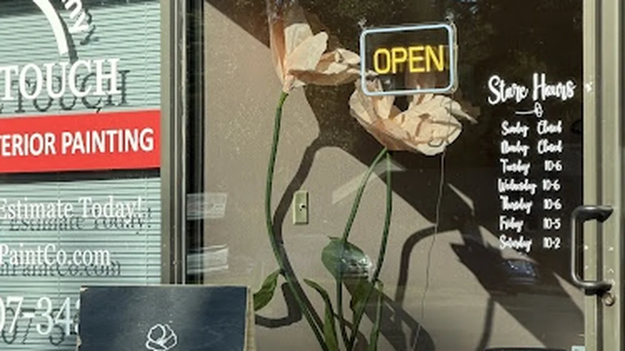Consignment store in Vancouver, Washington: Wild Poppi