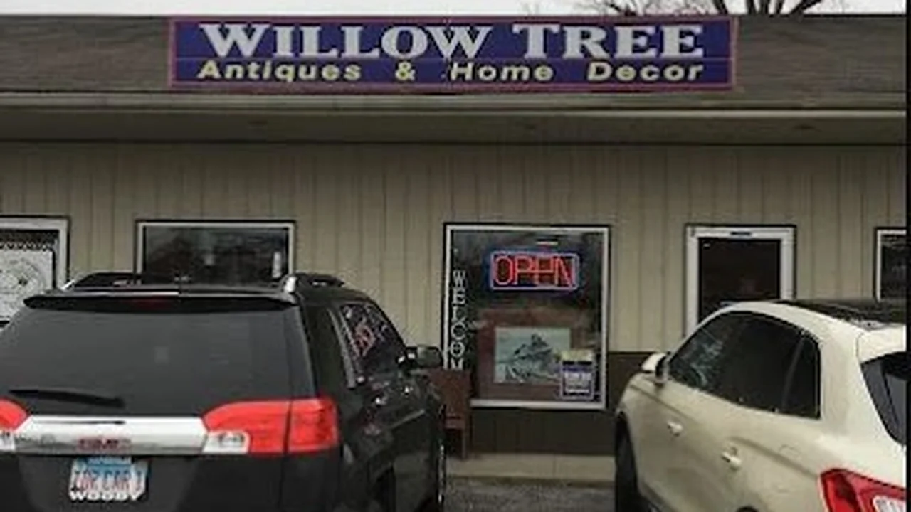Consignment store in Harrisburg, Illinois: Willow Tree Consignments