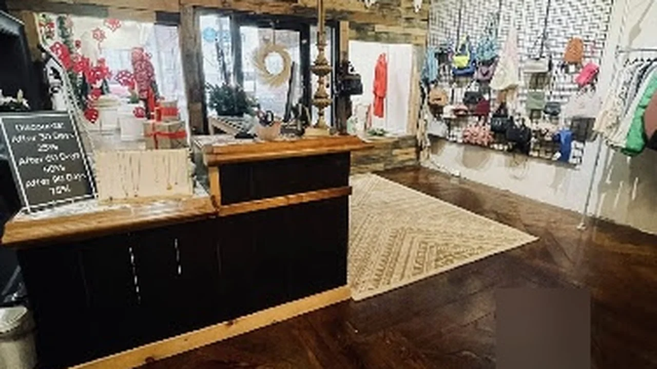 Consignment store in Butler, Pennsylvania: Willow & Woven Consignment Boutique
