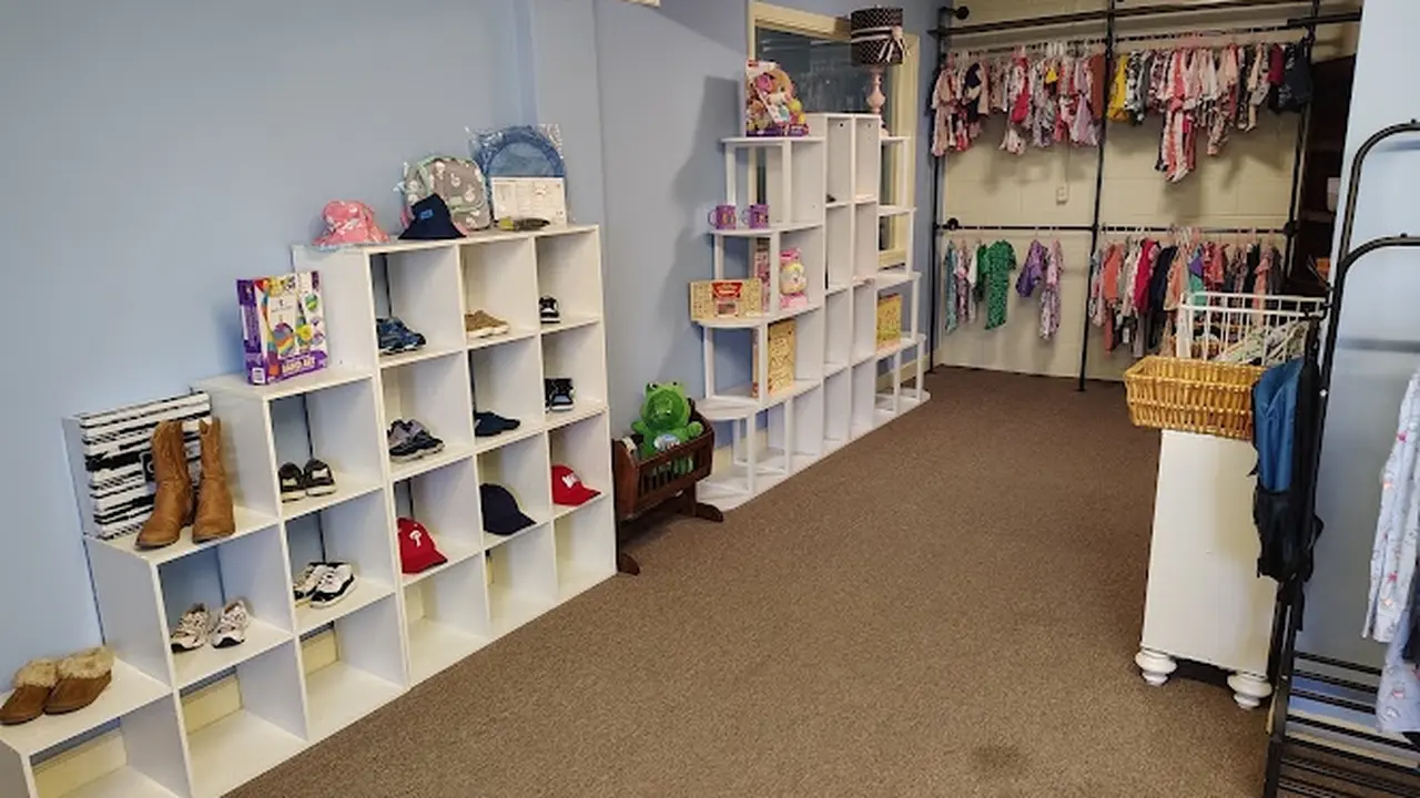 Consignment store in Spring City, Pennsylvania: Wish Upon A Star Consignment