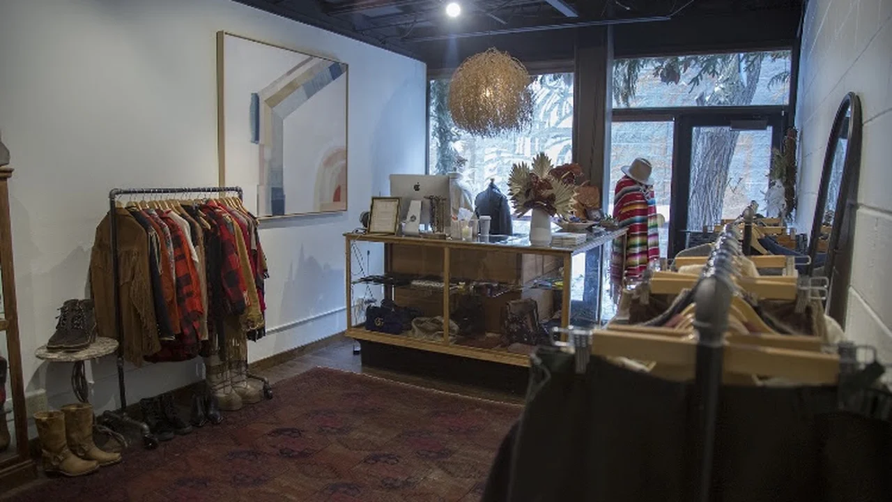 Consignment store in Jackson, Wyoming: Womenfolk