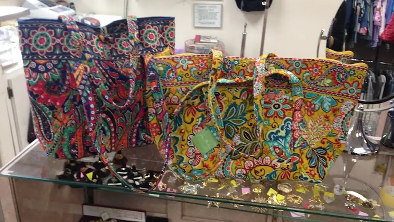 Consignment store in Glenville, New York: Worth Repeating