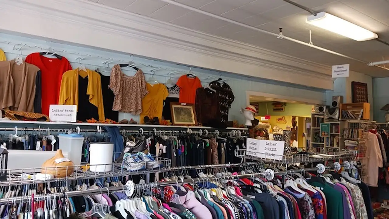 Consignment store in Vergennes, Vermont: Your Turn Resale