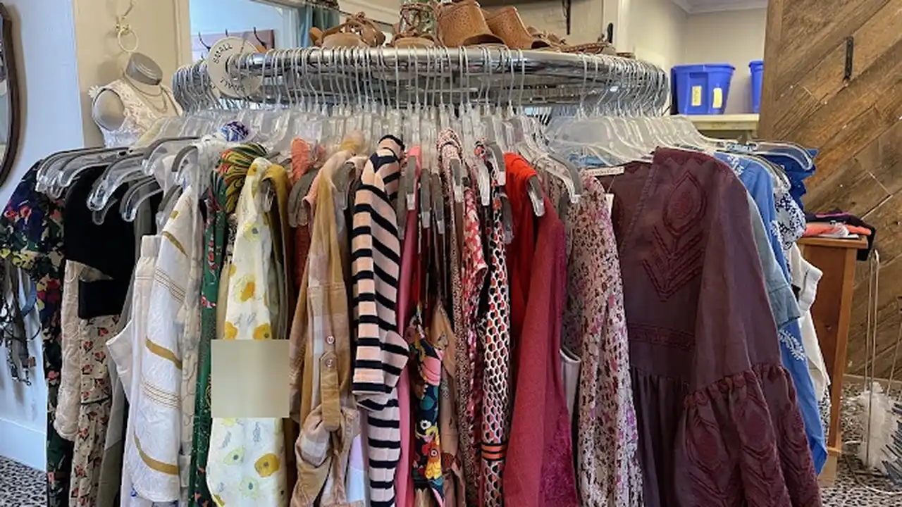 Consignment store in Traverse City, Michigan: Zany Consignment West